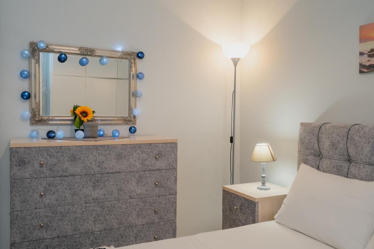 Comfy Apt Next To Metro Athènes Extérieur photo